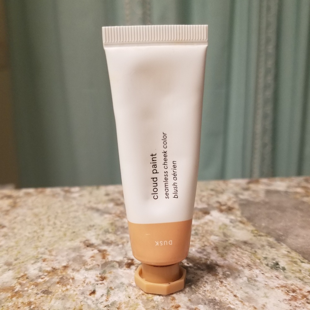 Glossier Cloud Paint in Dusk